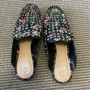Vince Camuto black floral stuffed loafer